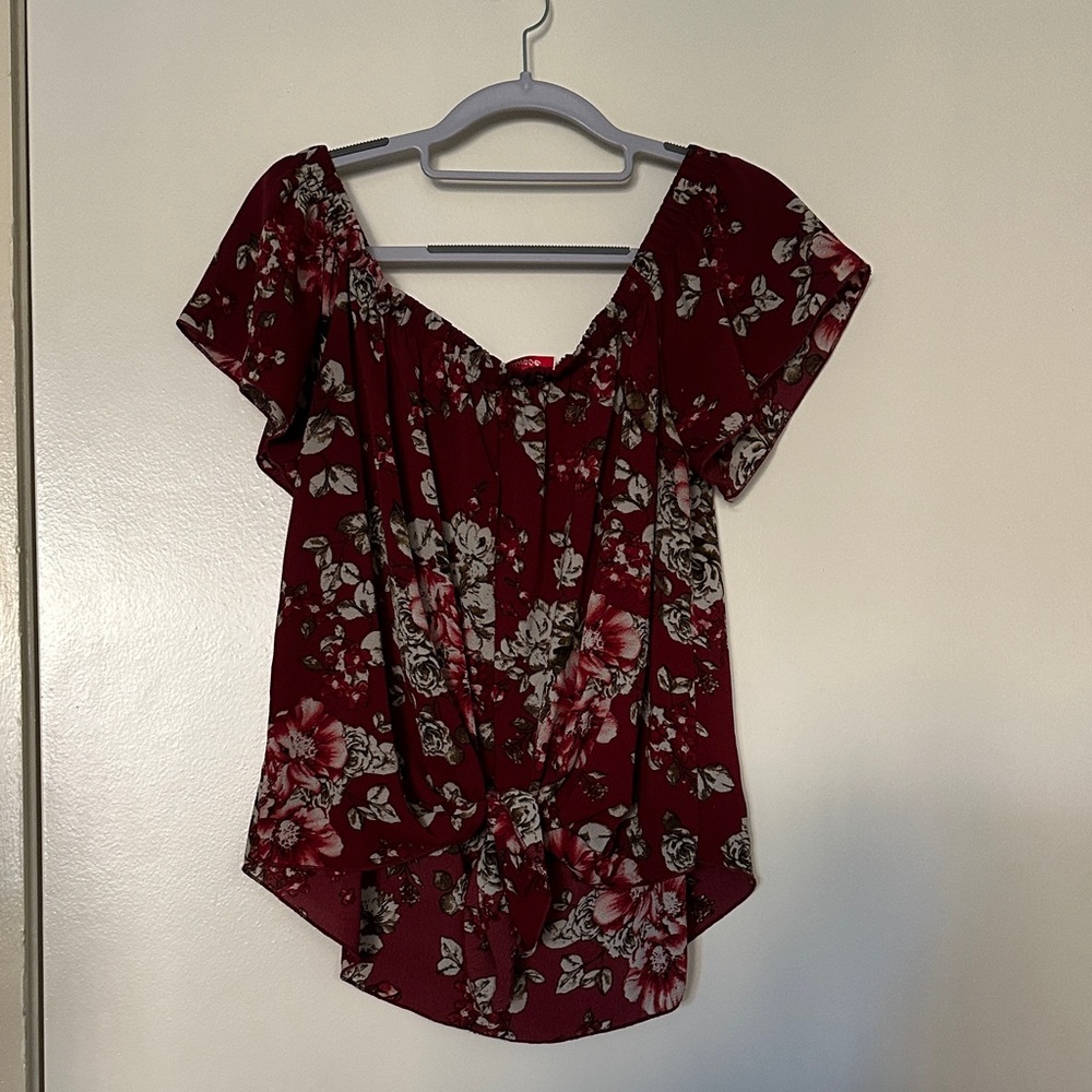 Chic Floral Burgundy Blouse